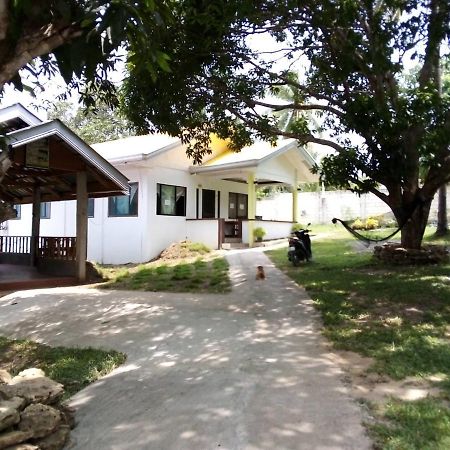 Balai Mariacaria Pension House Guindulman Exterior foto